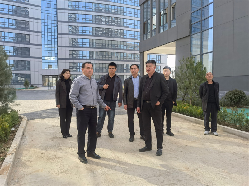 中科院微生物研究所携内蒙古蒙苒生物科技莅临劲牛集团考察